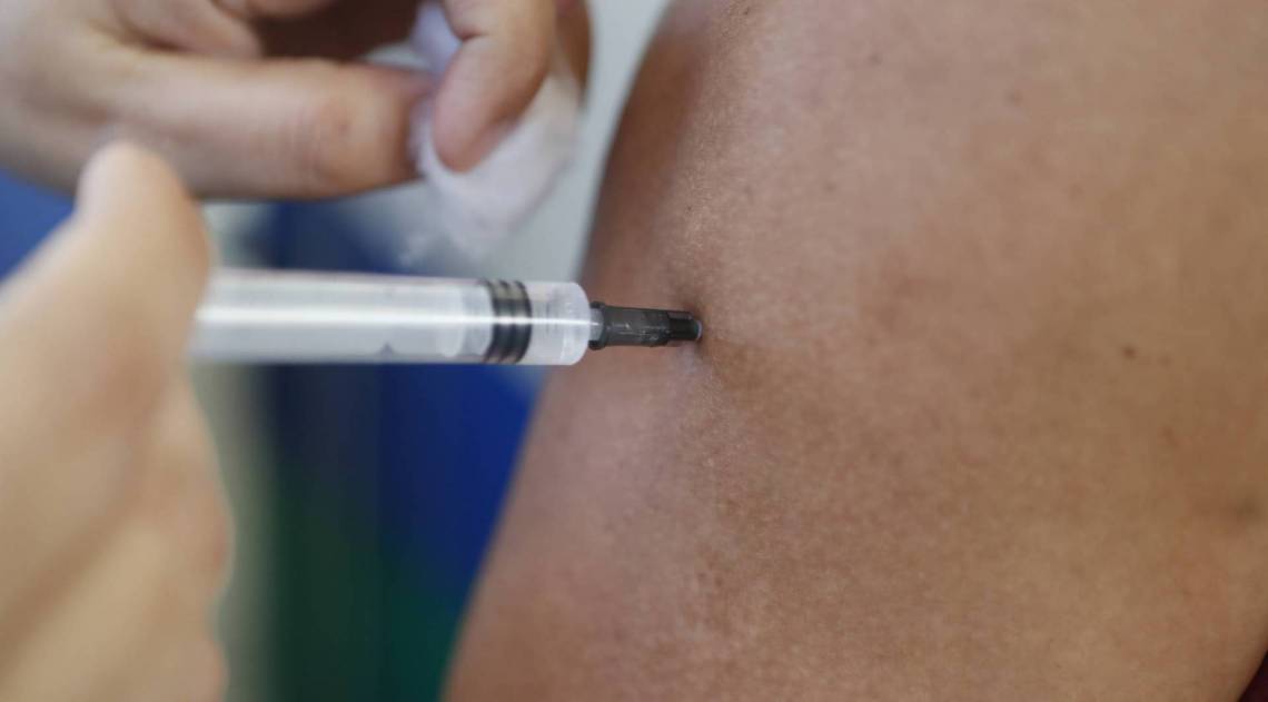 Rio, 23/03/2020, Vacinacao dos idosos no posto do Detran da Tijuca, Foto de Gilvan de Souza / Agencia O Dia - Gilvan de Souza / Agencia O Dia