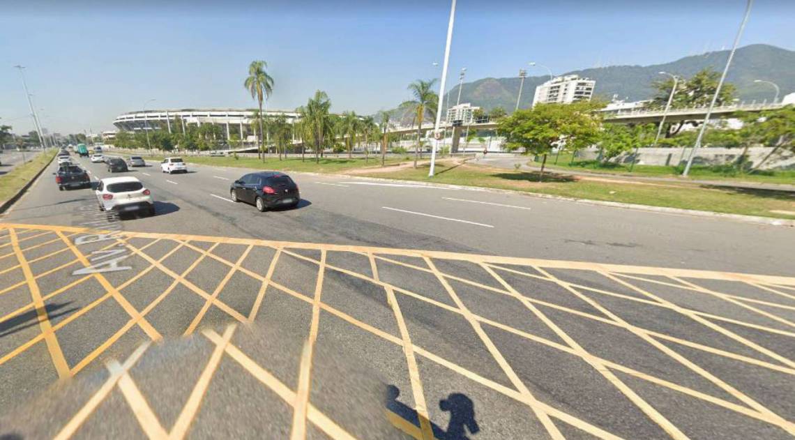 PM foi baleado por criminosos na Radial Oeste, no Maracanã - Reprodução | Google Street View