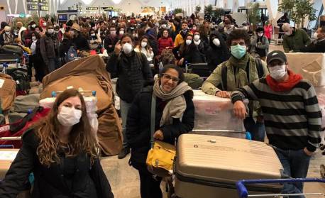 Acidente com ator interrompe gravações de 'Gênesis'