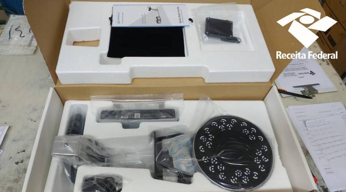 Receita Federal doa impressoras 3D para a Marinha e ajuda na produção de máscaras de proteção para o combate ao coronavírus
 - Divulgação / Receita Federal 