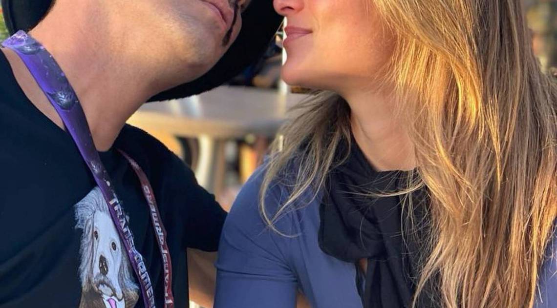 Andr&eacute; Marques e a namorada, Sofia Starling