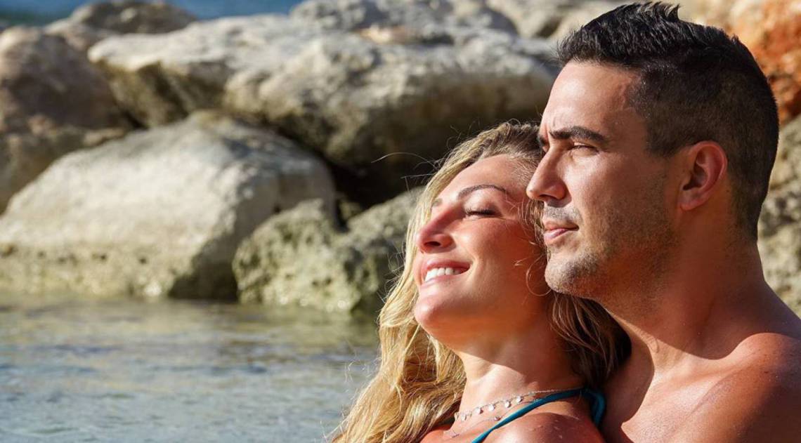 Andr&eacute; Marques e a namorada, Sofia Starling