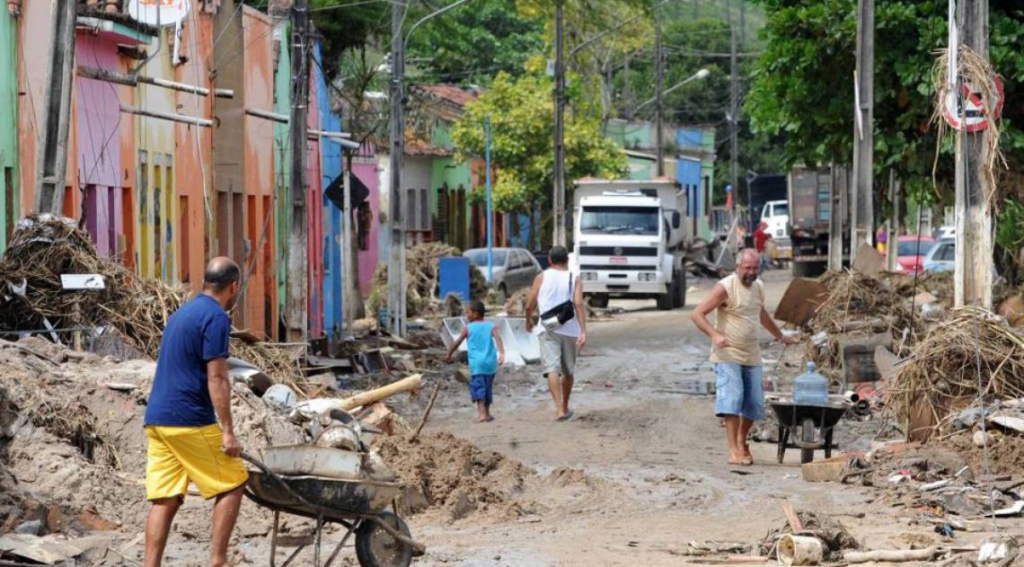 Alagoas tem dez casos confirmados do novo coronavírus e nenhum óbito foi registrado - AFP