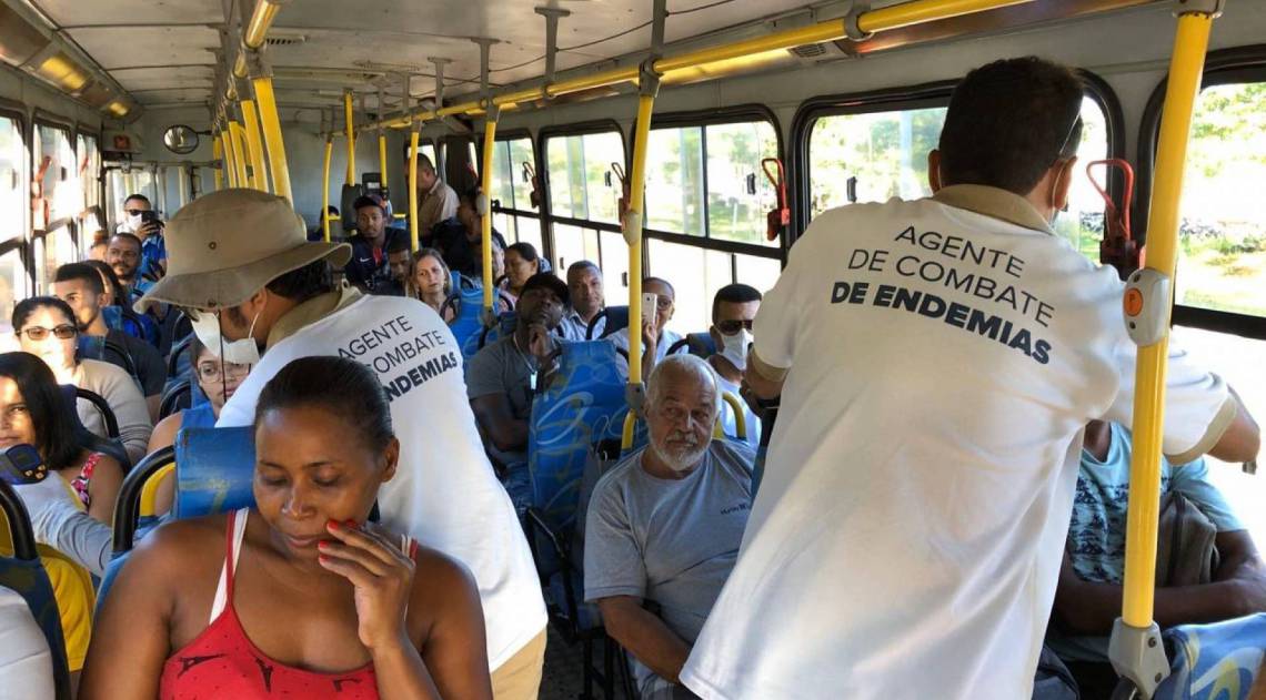 Agentes da Saúde mediram a temperatura de motoristas e passageiros de ônibus na chegada a Campos pela BR-101