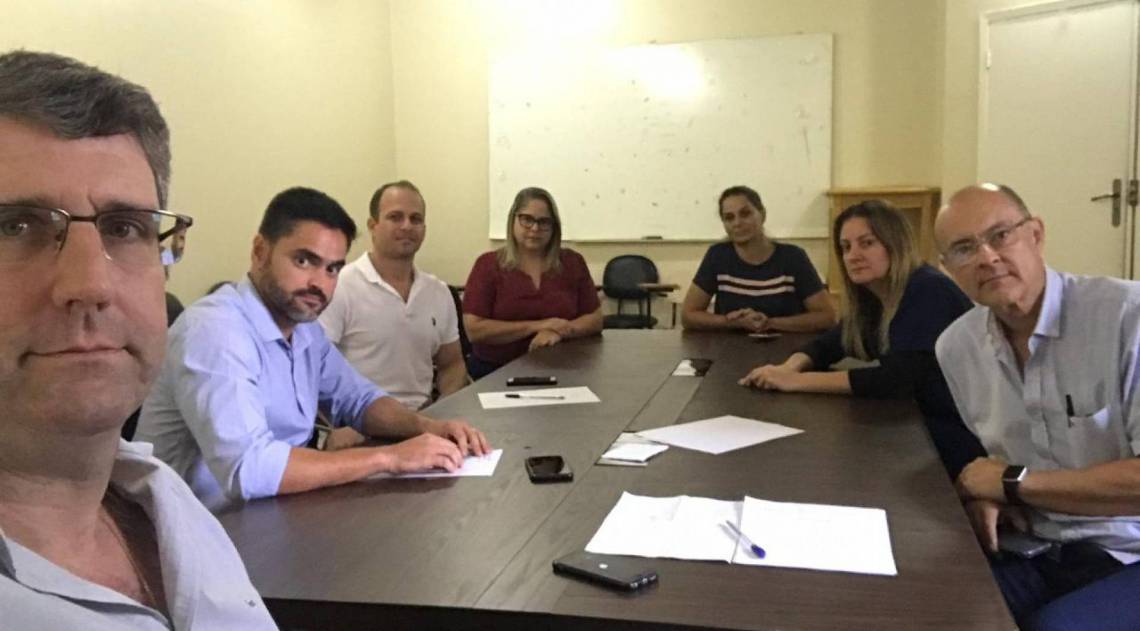 Os sete mÃÂ©dicos que vÃÂ£o administrar o novo Centro de Combate ao CoronavÃÂ­rus, em Campos - DivulgaÃÂ§ÃÂ£o prefeitura de Campos