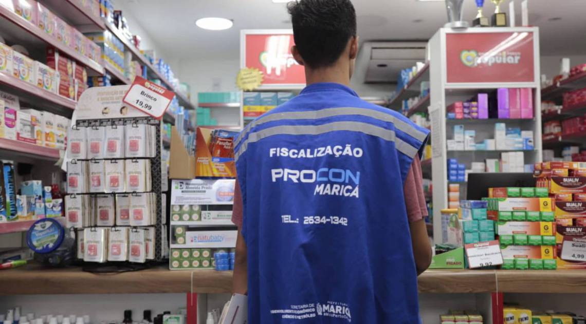 Procon Notifica Comércios - Evelen Gouvêa