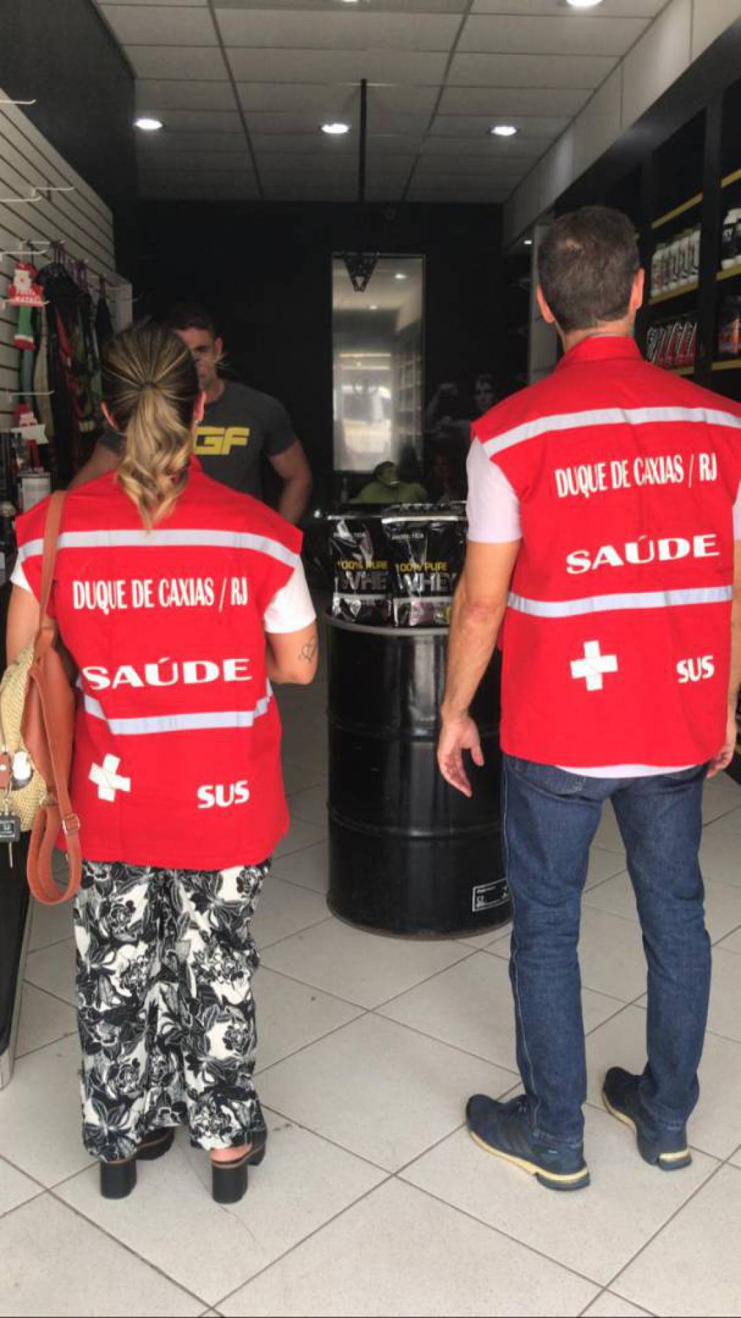Vigilância Sanitária orienta comerciantes em Duque de Caxias - Divulgação