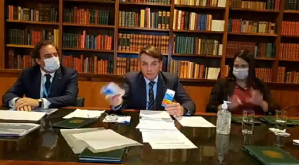 Bolsonaro em live no Facebook - Reprodução Facebook