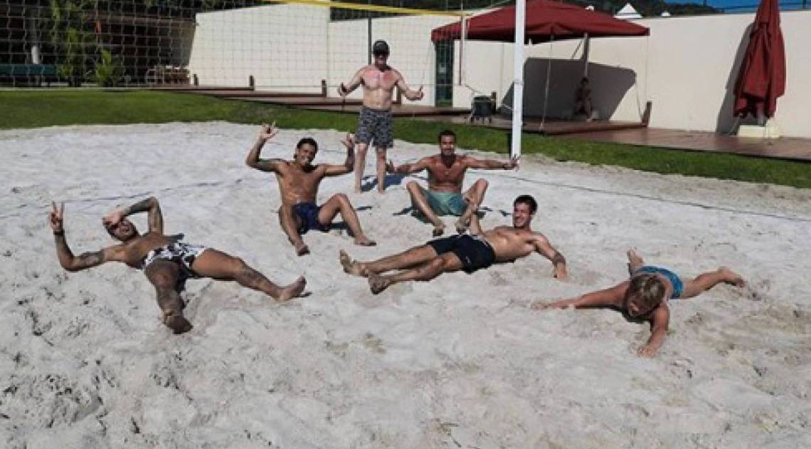 Neymar treina acompanhado - Reprodução/Instagram
