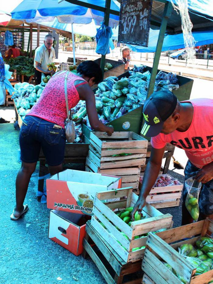 Áreas com comércio de rua poderão ser bloqueadas em Madureira

