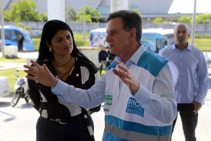  prefeito Marcelo Crivella acompanha a ação de desinfecção do Terminal Alvorada do BRT feita pela Marinha em combate ao Coronavirus - Covid-19