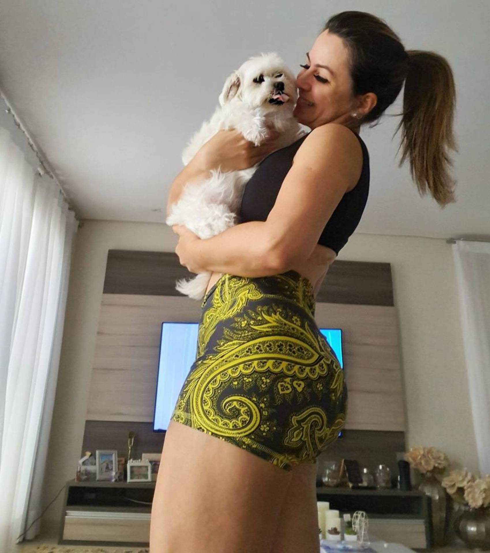 Ex-Panicat Tânia Oliveira