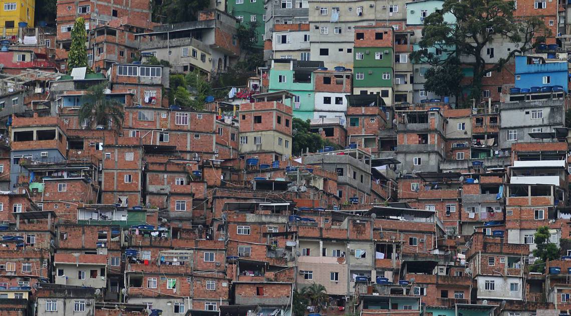 Favela da Rocinha
  - Daniel Castelo Branco