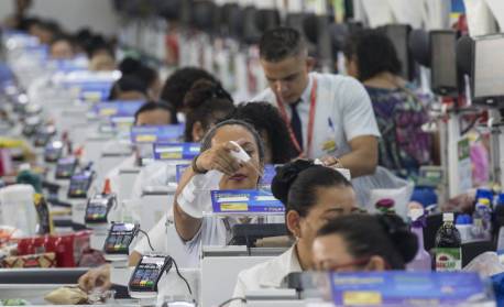 Empregados de supermercados terão aumento salarial de 12,5%