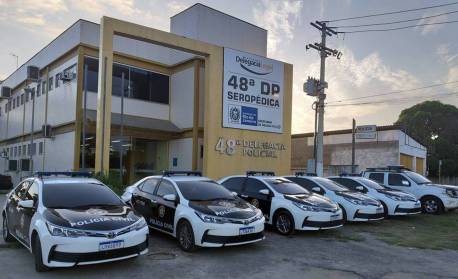 Polícia Civil prende estelionatária que aplicava golpes em idosos