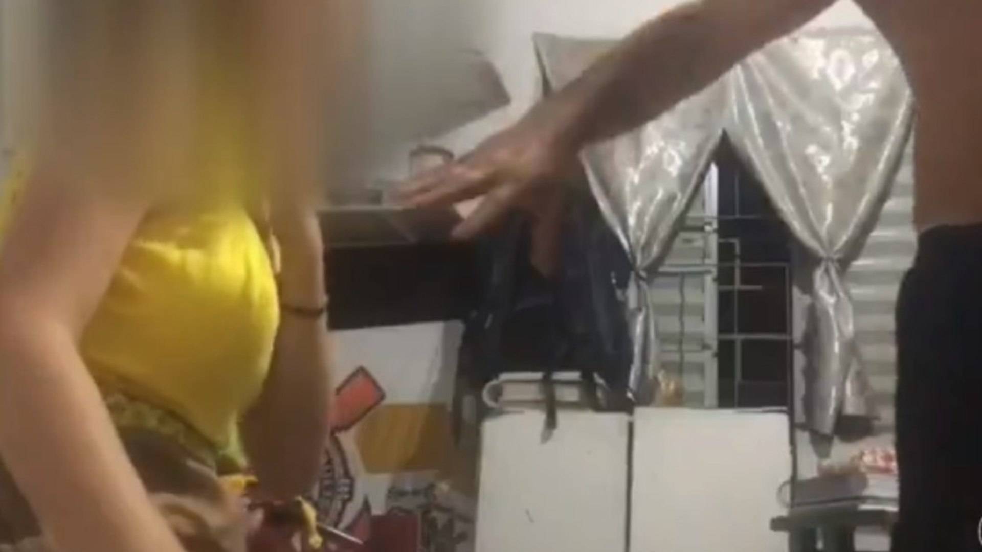 Padrasto &eacute; preso por abusar sexualmente de enteada de 13 anos; v&iacute;tima filmou tudo