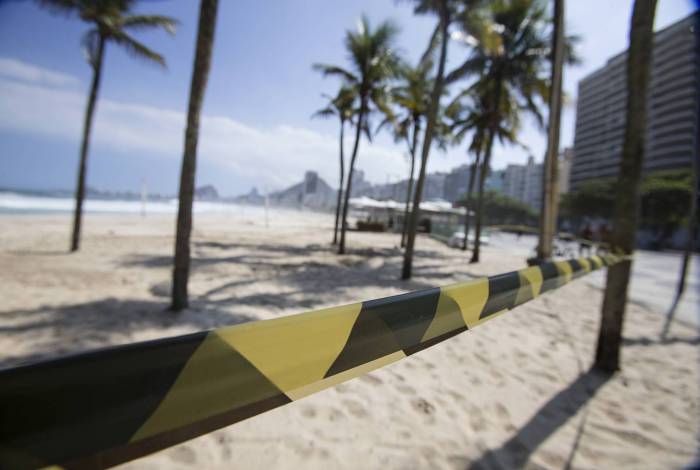 O lixo recolhido das praias do Rio diminui 91% durante a semana