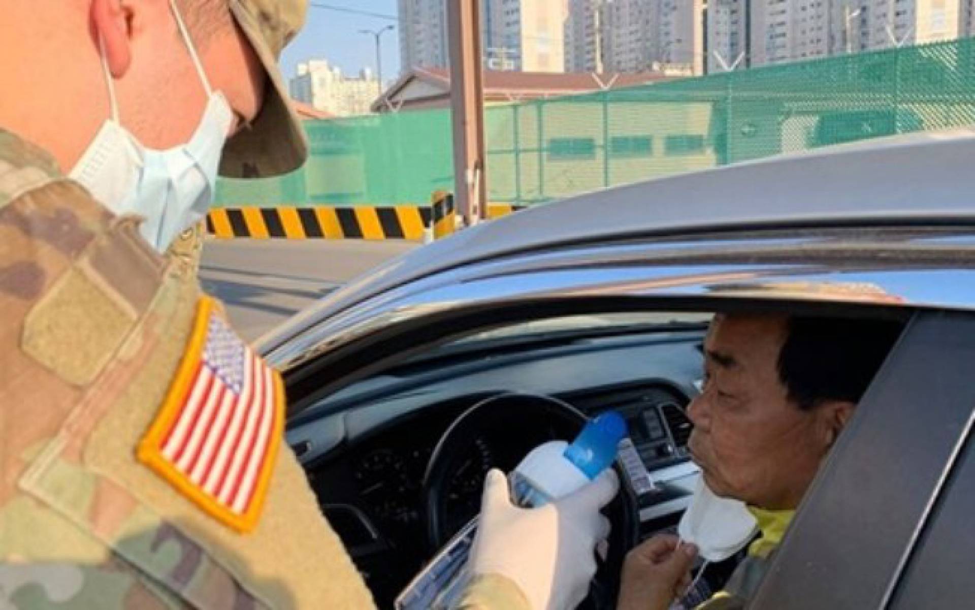 Americanos usam 'teste do vinagre' para identificar pacientes com coronav&iacute;rus