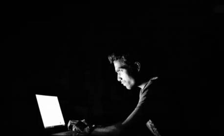 Receita Federal alerta sobre novo esquema conhecido como 'golpe do amor'