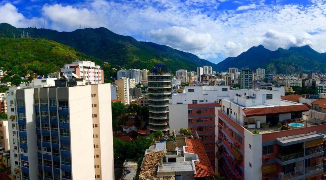 Mat&eacute;ria especial Pandemia do novo coronav&iacute;rus. Moradores do Estado do Rio registram de suas casas a vis&atilde;o que t&ecirc;m da rua durante a pandemia do novo coronav&iacute;rus. Fotos do estudante de Engenharia El&eacute;trica Matheus Zidan, de 24 anos, morador da Tijuca