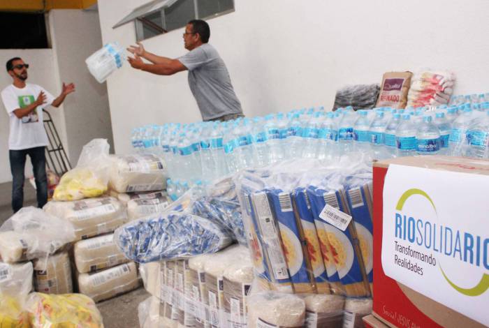 Calendário de distribuição das cestas básicas vai ser divulgado nos canais oficiais do Governo do Estado do Rio e na imprensa