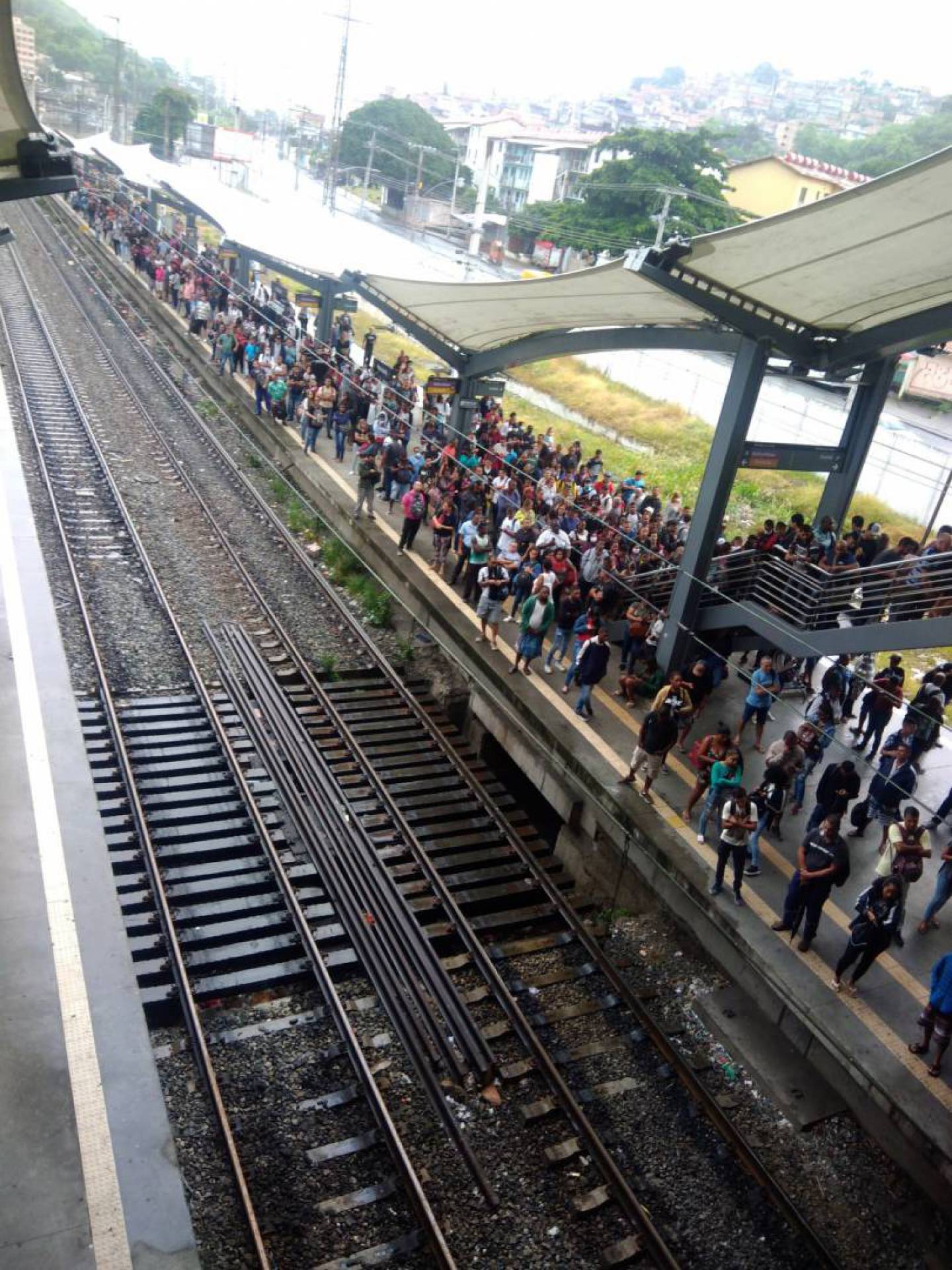 Problema afetou o trecho Central-Gramacho