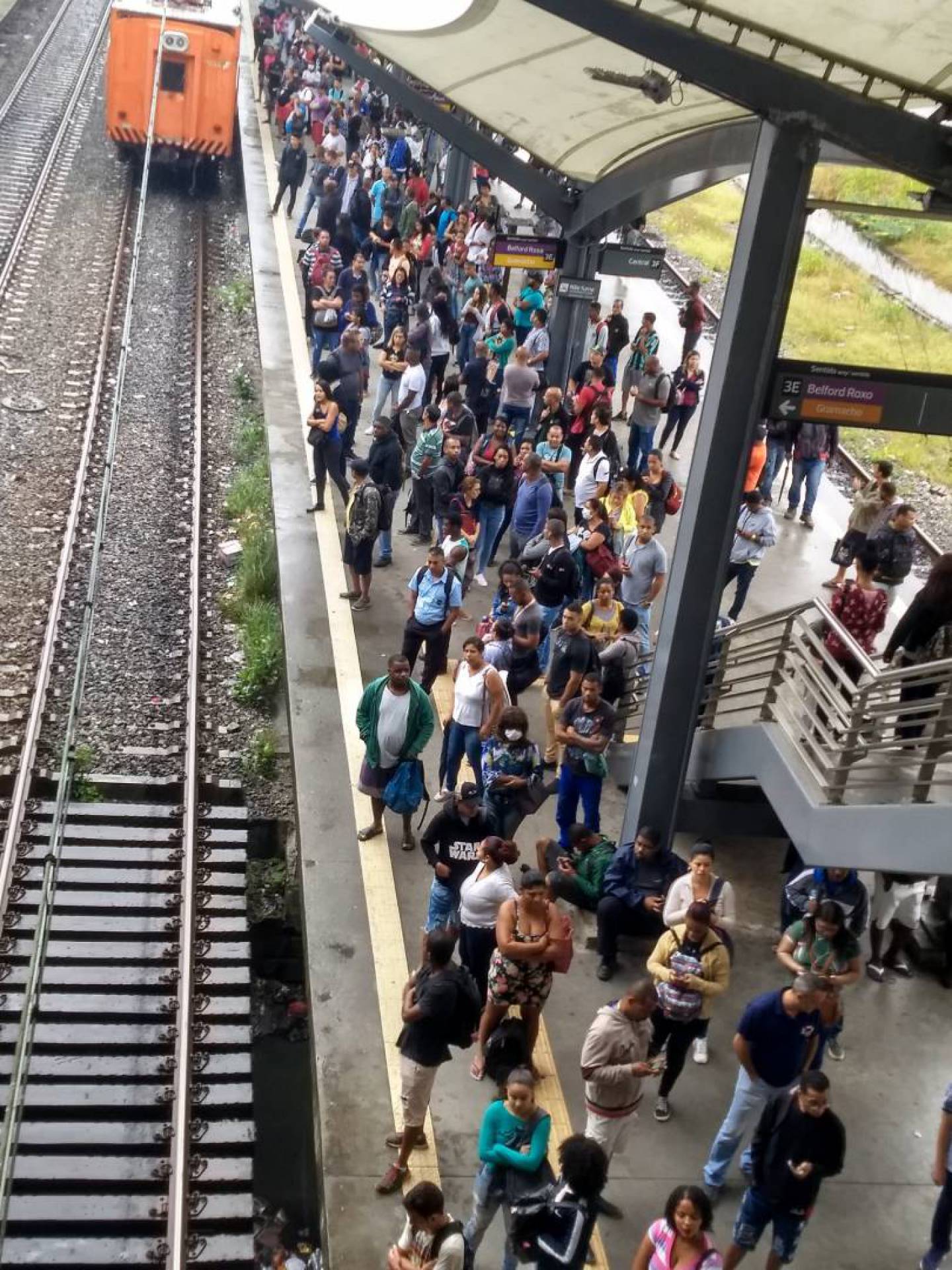 Problema afetou o trecho Central-Gramacho