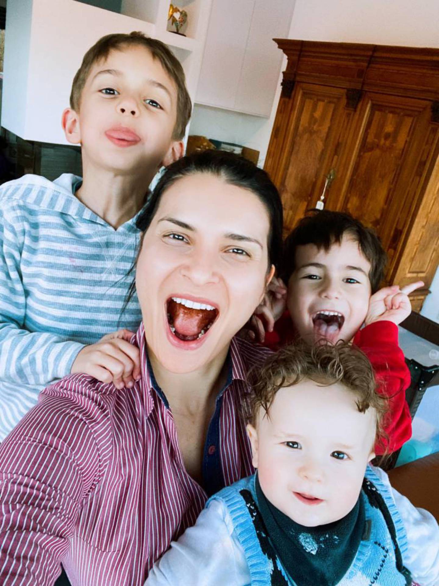 Dra. Lídia e os filhos - Arquivo pessoal