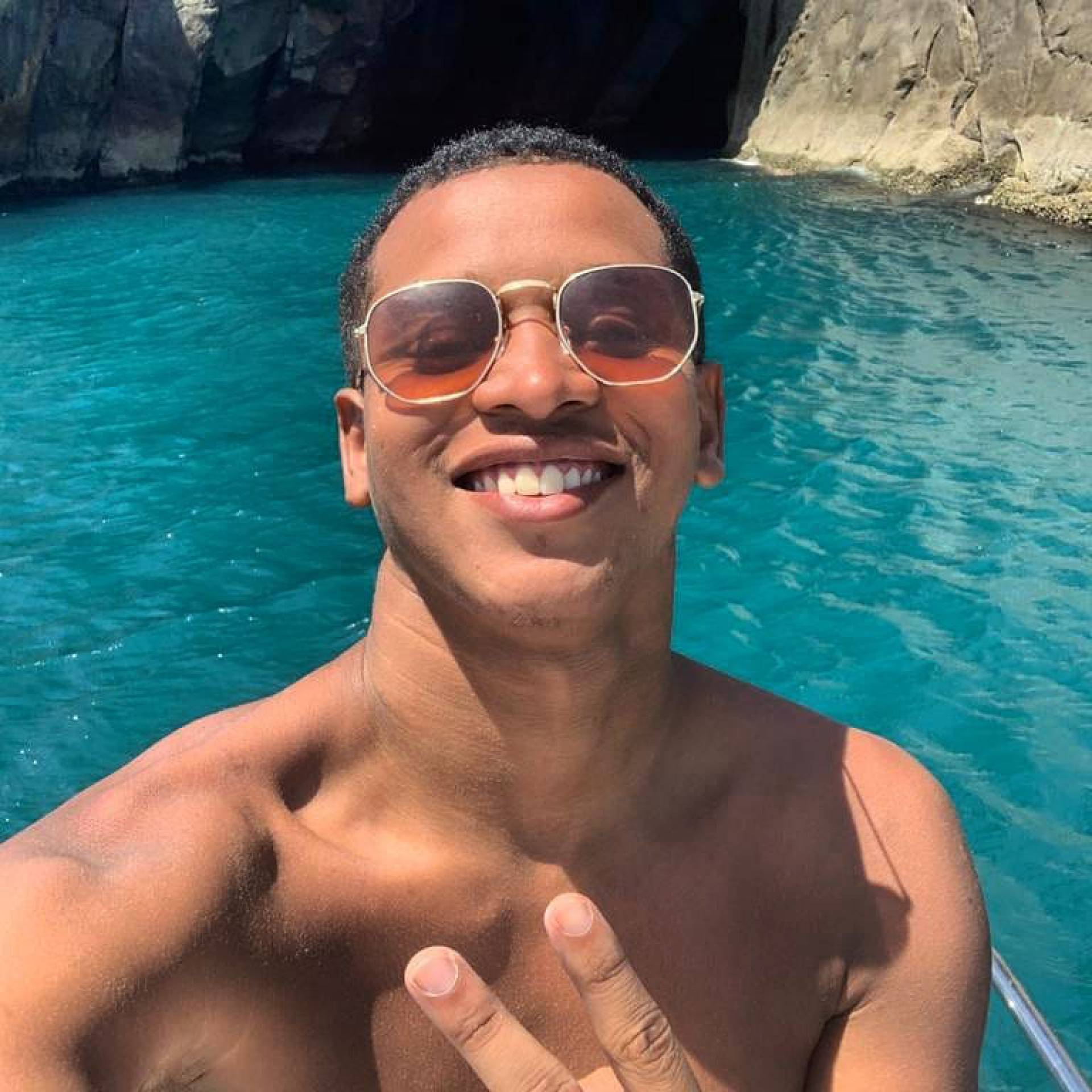 Filho do ex-jogador Beto é morto a tiros na Zona Norte