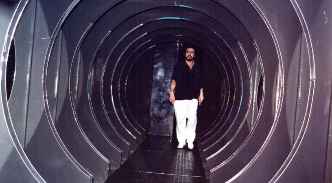 Justino Macedo em sua ícona discoteca em Duque de Caxias - Reprodução Facebook