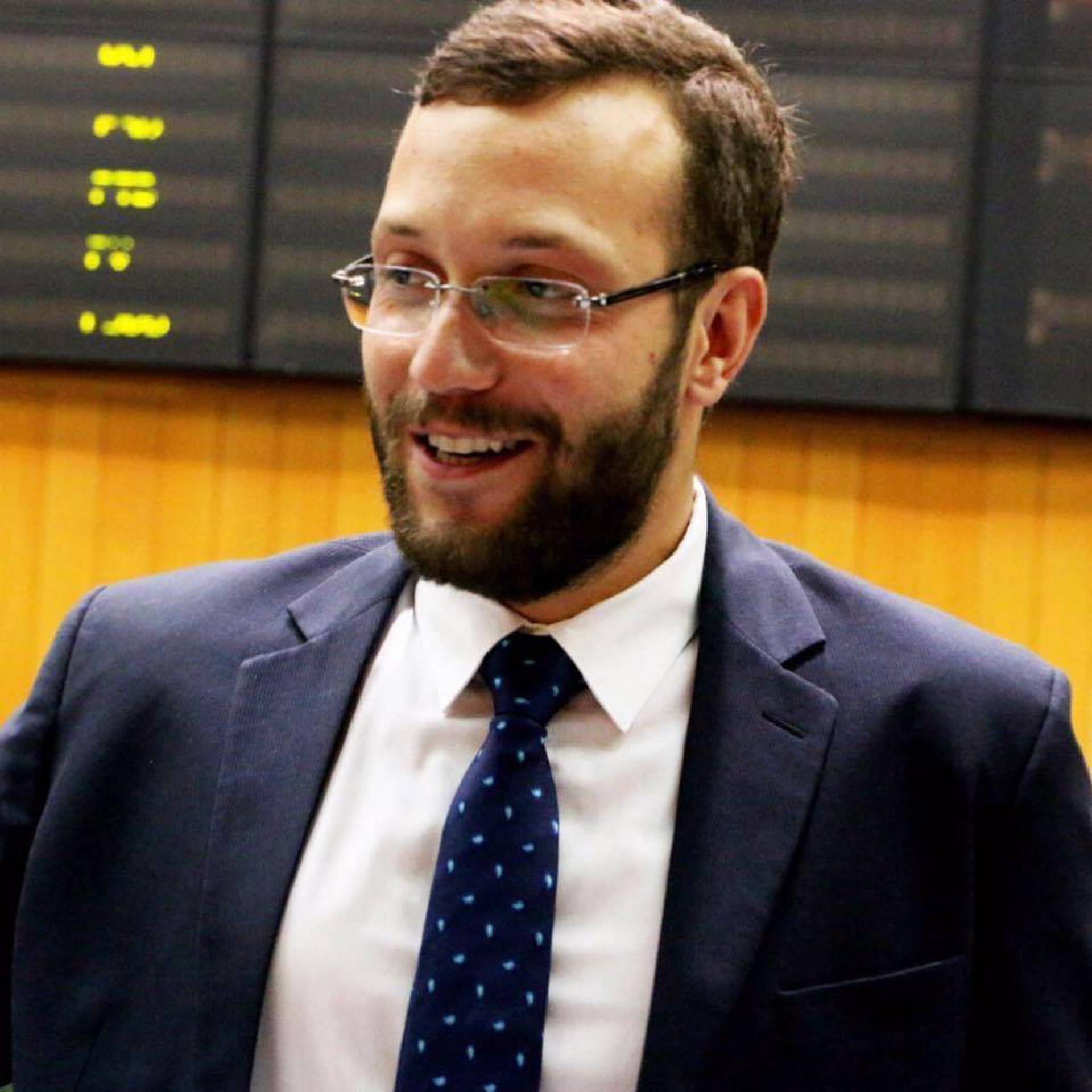 Denunciado por ato, deputado bolsonarista chama promotora de 'desequilibrada'