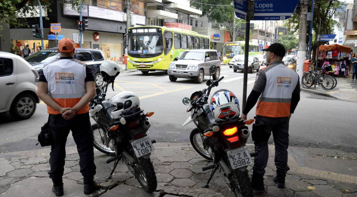 Prisões e apreensões são feitas durante patrulhamento de rotina na cidade - Divulgação / Bruno Eduardo Alves