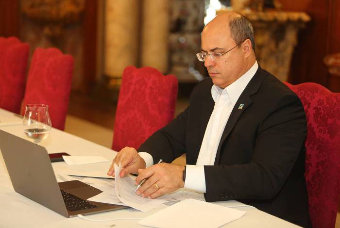 Governo propõe incluir aposentadorias na conta de gastos obrigatórios com educação