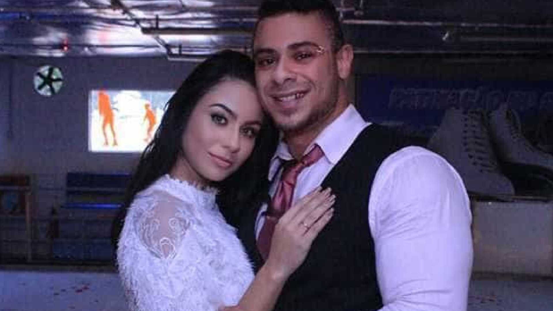 L&eacute;o Stronda volta com ex-namorada