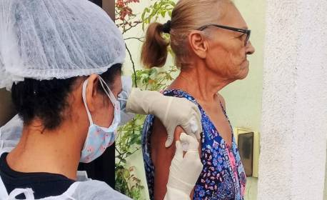 Mesmo após críticas de secretário, Uber garante viagens gratuitas a profissionais da saúde 