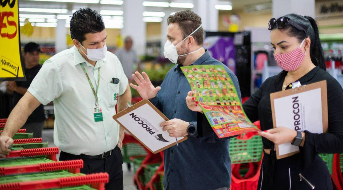 Visando garantir que os moradores de Volta Redonda compre produtos sem preços abusivos, devido a pandemia, o Procon realizou fiscalização nos supermercados do bairro Aterrado - Divulgação