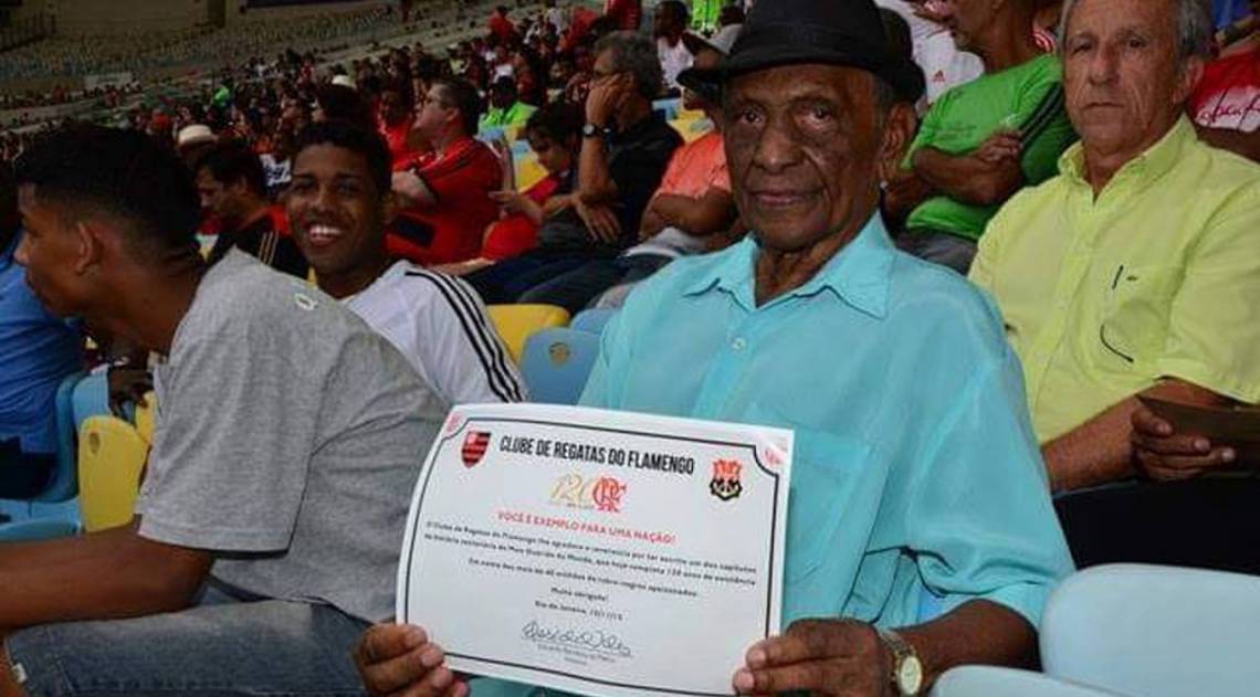 Índio durante homenagem do Flamengo, em 2015 - Reprodução