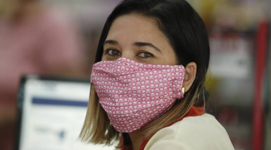 Rio, 15/04/2020  - COVID 19 - CORONAVÍRUS - Pessoas usando mascara de proteção contra o COVID. #coronavirusrio . Foto: Gilvan de Souza/Agencia O Dia