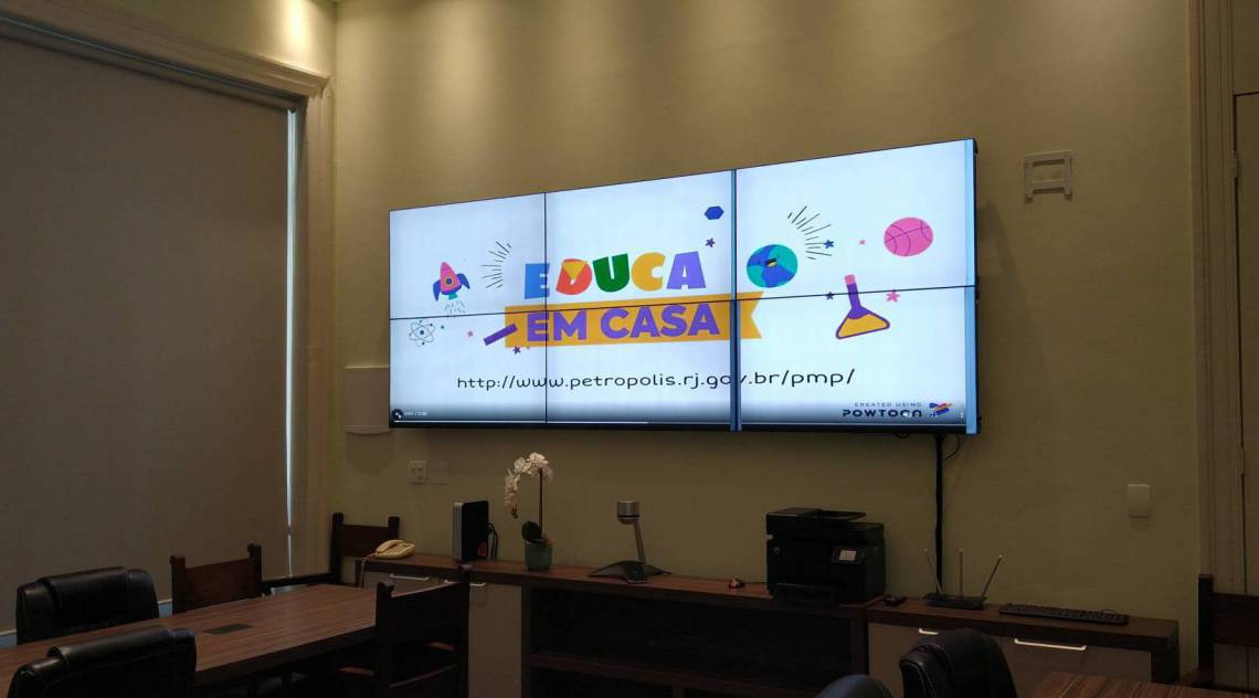Adaptação curricular e educação de surdos também têm espaço dedicado - Luiz Freitas