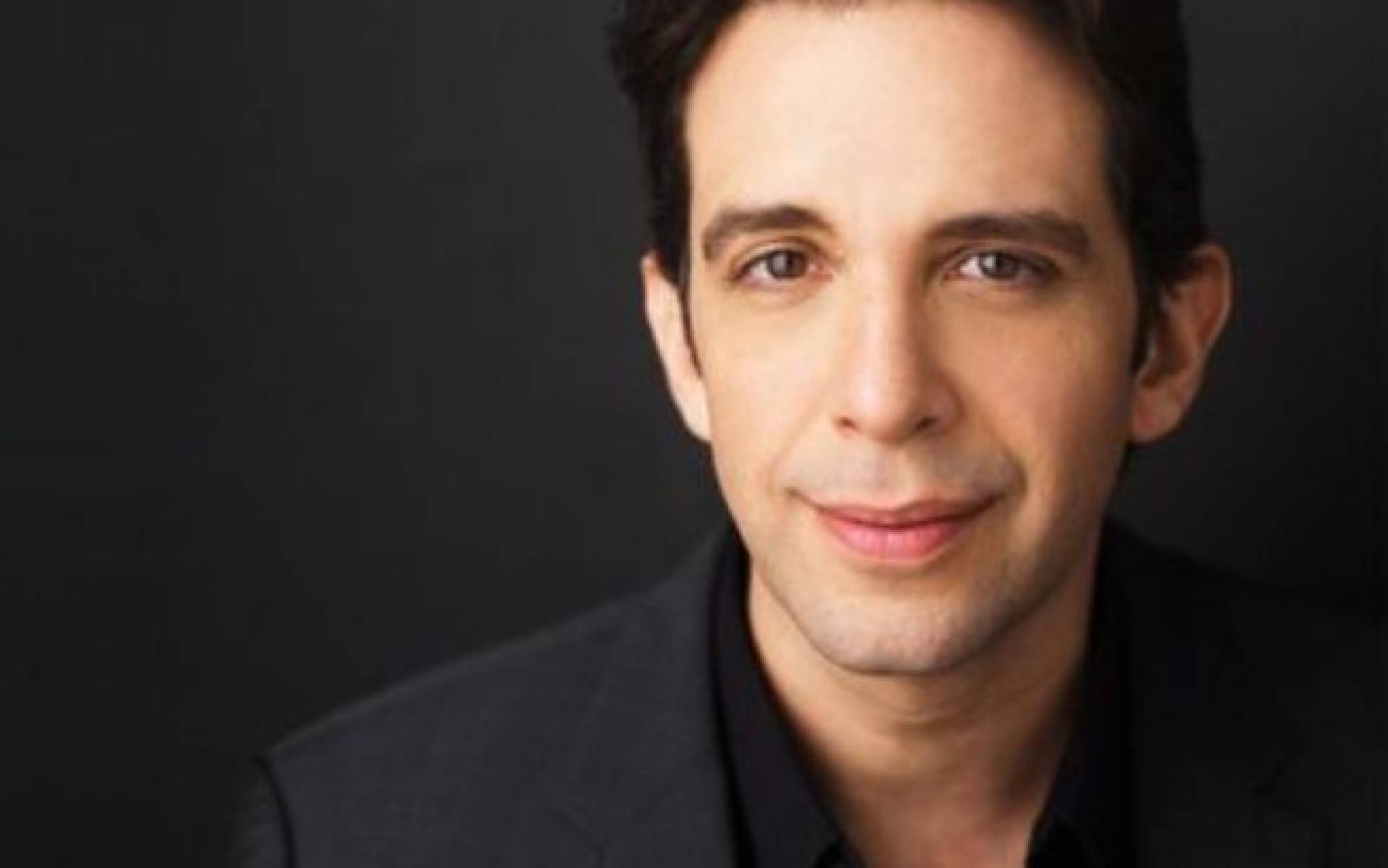 Ator da Broadway tem a perna amputada após complicações causadas por coronavírus