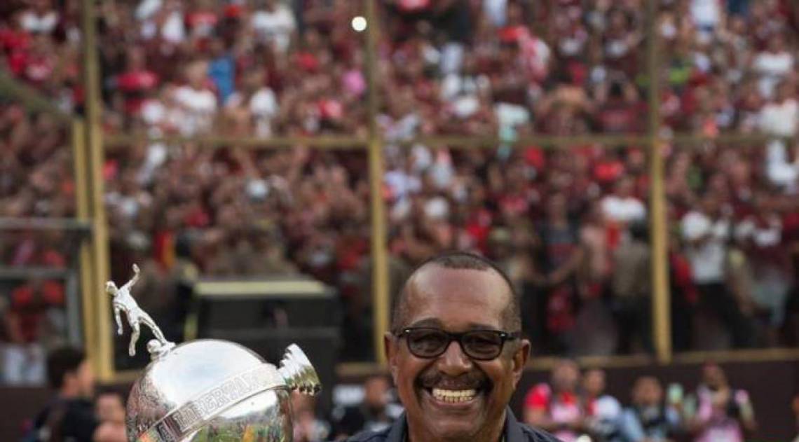 Jorginho, massagista do Flamengo, comemora a conquista da Libertadores - Divulgação/Flamengo