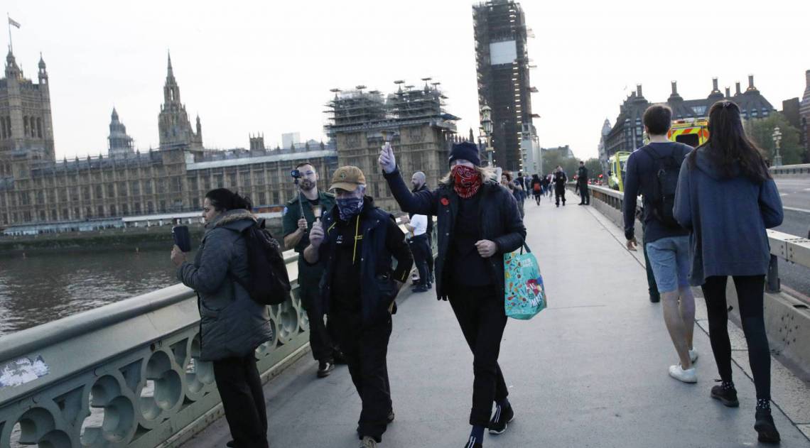 O Conselho disse tamb&eacute;m incentivar que representantes europeus proponham resolver as vulnerabilidades do continente para garantir a seguran&ccedil;a das linhas de abastecimento, bem como incentivar melhorias de resposta a estas amea&ccedil;as - AFP