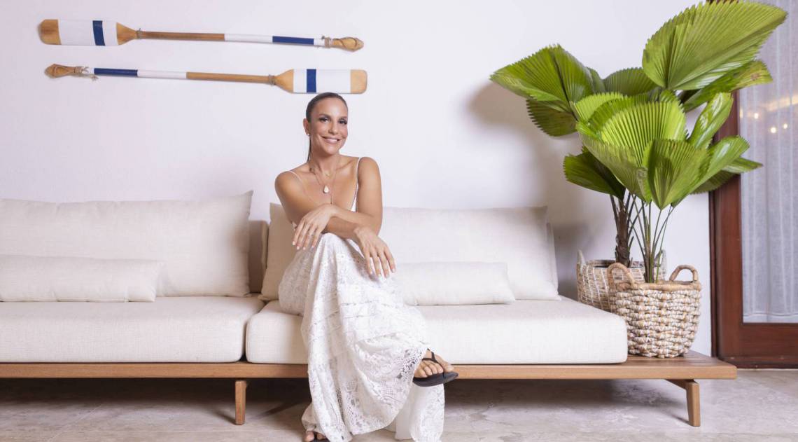 Ivete Sangalo abre projeto "Em Casa", da Glob, com o show ao vivo direto da pr&oacute;pria sala