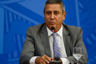 PGR envia ao STF parecer para manter prisão de Braga Netto