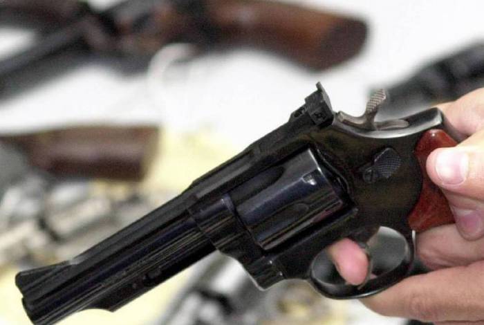 Governo aumenta limite de compra de munição para pessoas físicas

