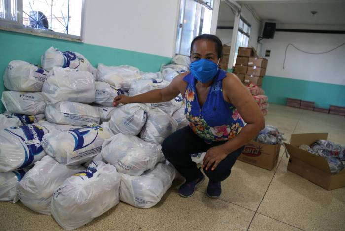 Barnardete Soares é presidente da Gasco, que já distribuiu 400 cestas