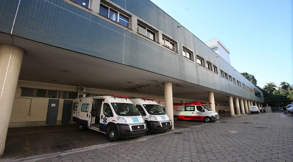Jovem chegou a ser socorrido no Hospital Souza Aguiar - Daniel Castelo Branco / Ag&ecirc;ncia O DIA
