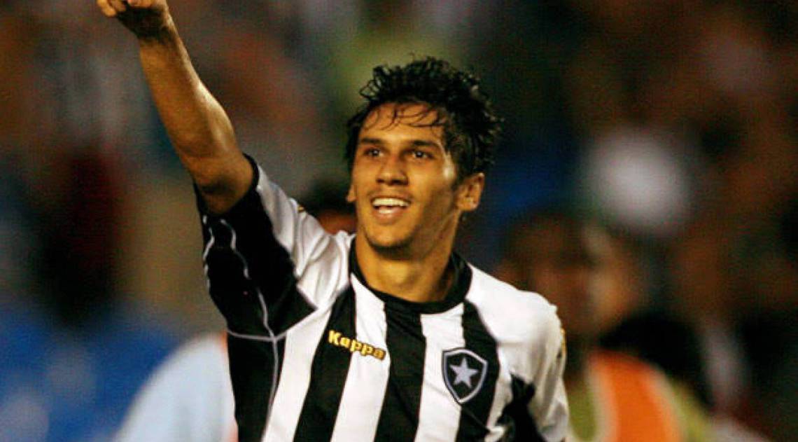 Lúcio Flávio é ídolo dos alvinegros e será auxiliar permanente - Reprodução