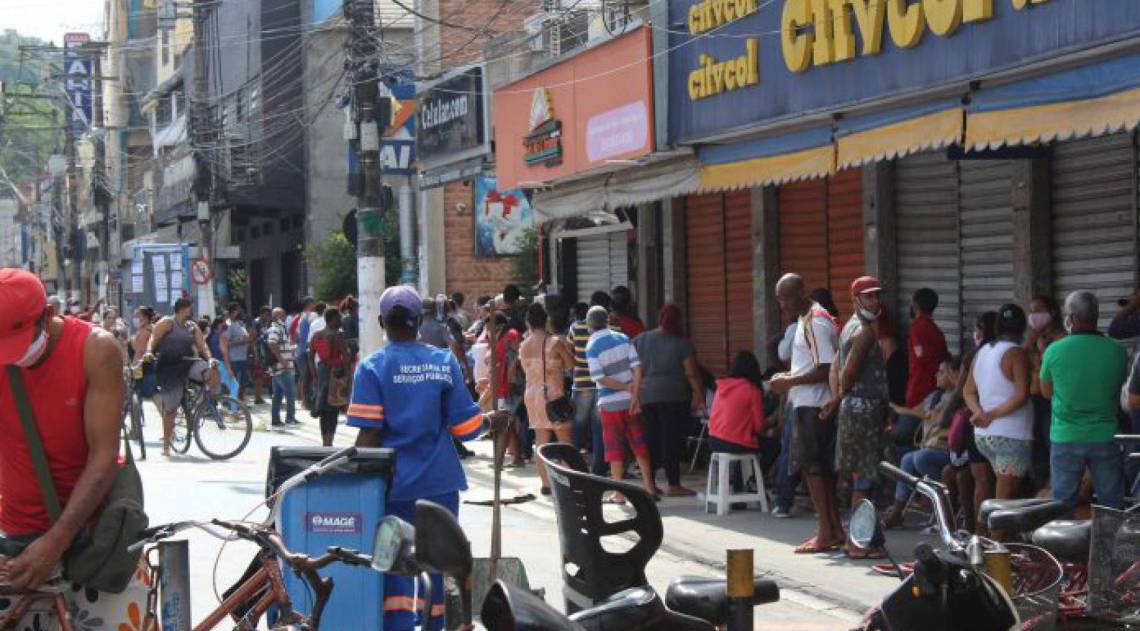 Filas geram aglomerações nas agências bancárias e loterias - DivulgaÃ§Ã£o/ Matheus Santana