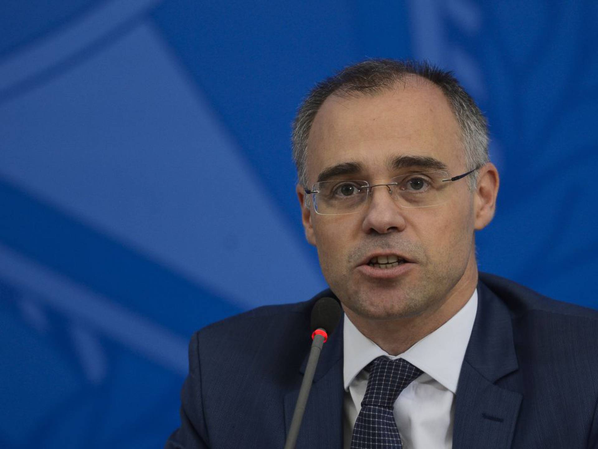 Ministros do STF pedem investigação de delegada da PF que comandou Lava Jato